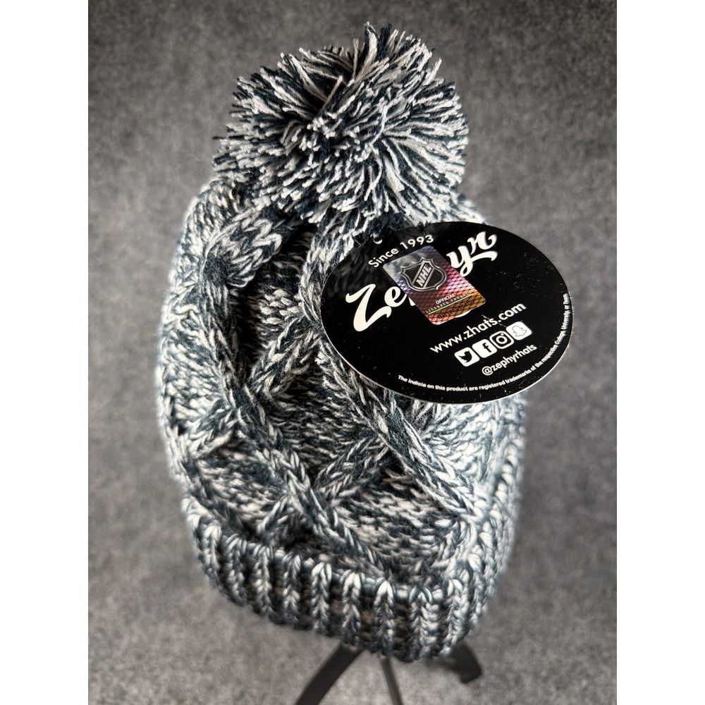 Zephyr Nashville Predators NHL Knit Beanie Pom-Pom Fleece Lined - Picture 2 of 7